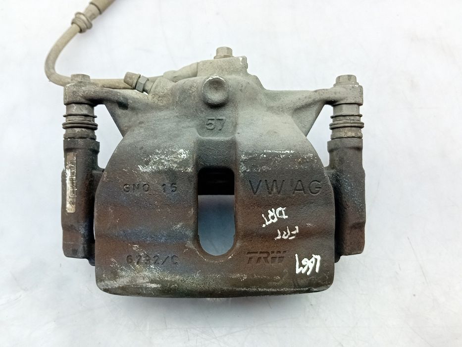 Pinça travão / maxila de travão frente direita AUDI A3 Sportback (8VA,