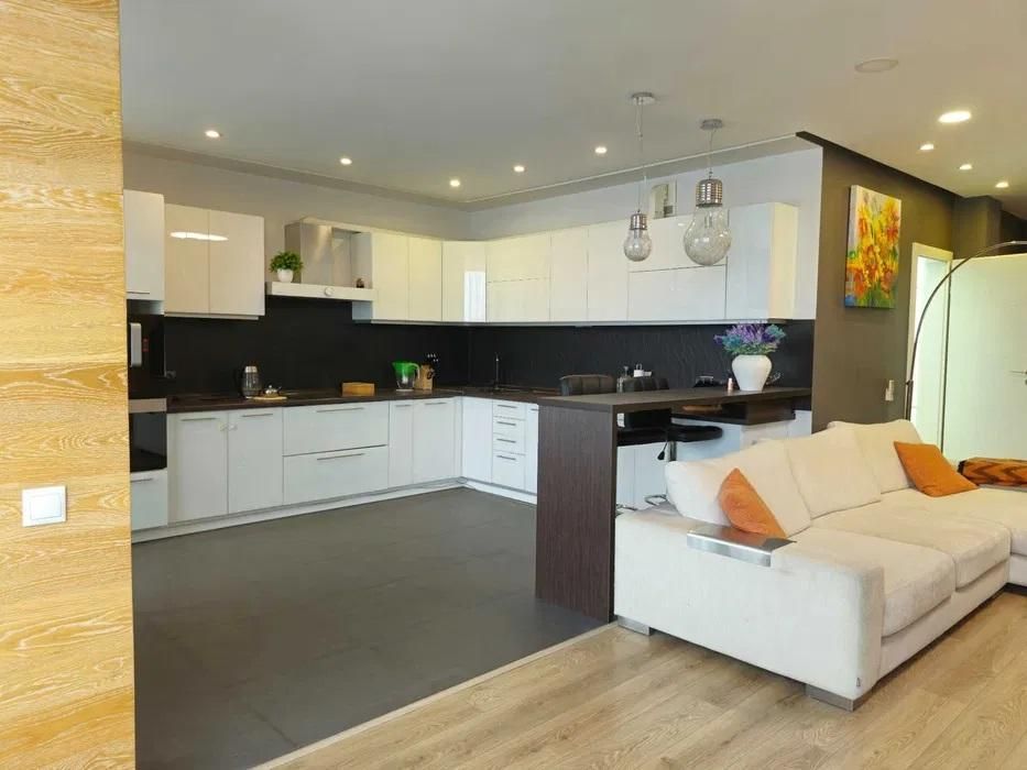 Продам 3 к. квартиру 110 кв.м. ЖК Едем, вул. Чубинського м. Бровари DM