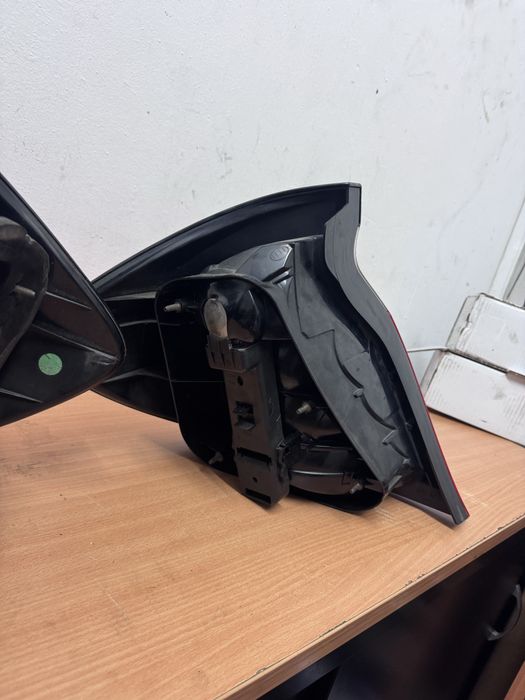 Par Lanternas Traseiras Mercedes CLK W209 / C200 C230 Sport Coupe W203