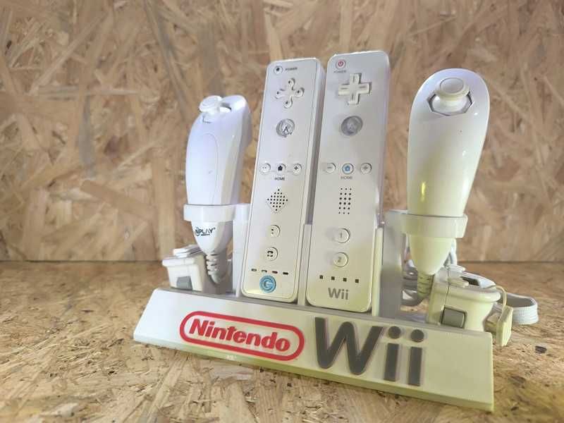 Nintendo Wii Controller Stand64729960900097124
