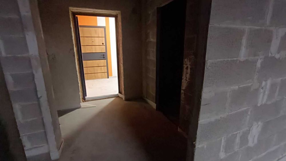 Продам 1 к.кв в готовому будинку, 1й поверх, газове опалення!