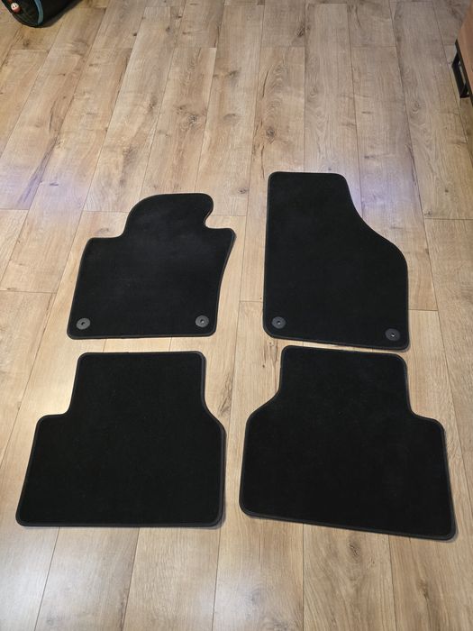 Dywaniki welurowe VW Tiguan I  OE