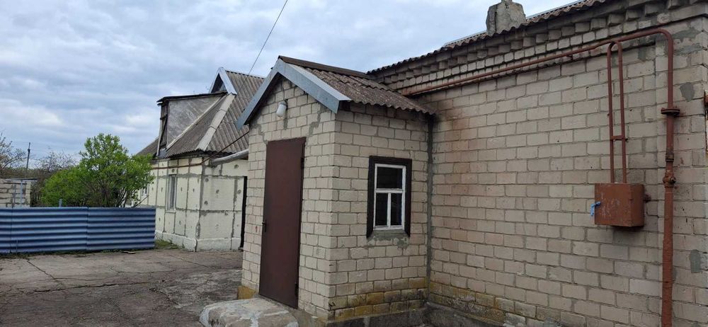 Продам будинок.  Українка, центр . Сертифікат