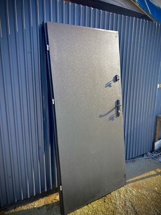 Drzwi wejsciowe zewnetrzne  80 90 lewe prawe