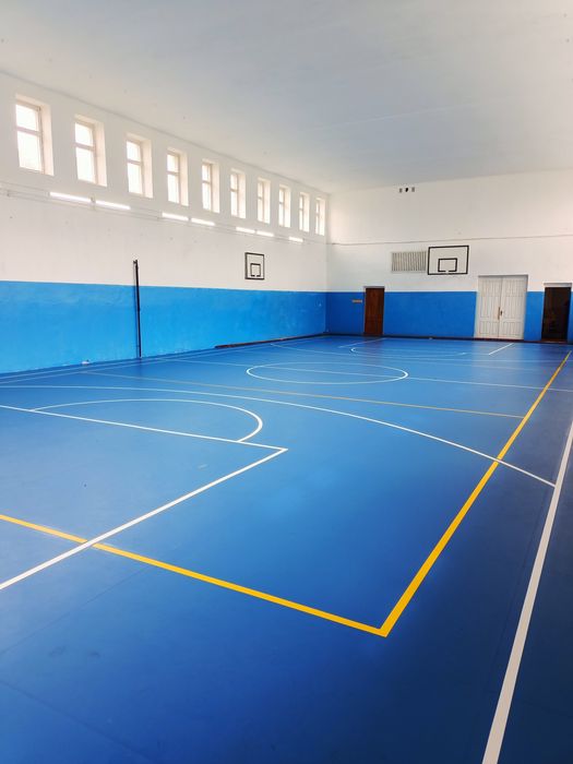 Монтаж напольних покриттів