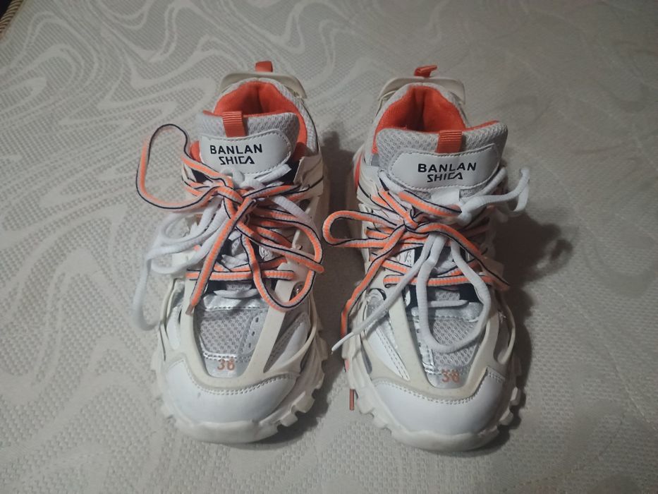 Balenciaga Track