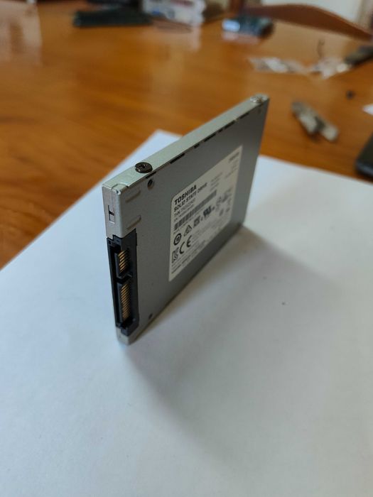 Disco Toshiba 240GB 2.5" SATA SSD