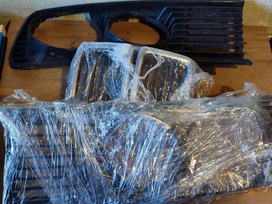 BMW e28  решётка и задний фонарь