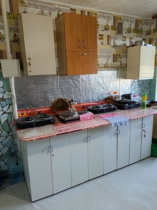 Продається велика кімната в гуртожитку