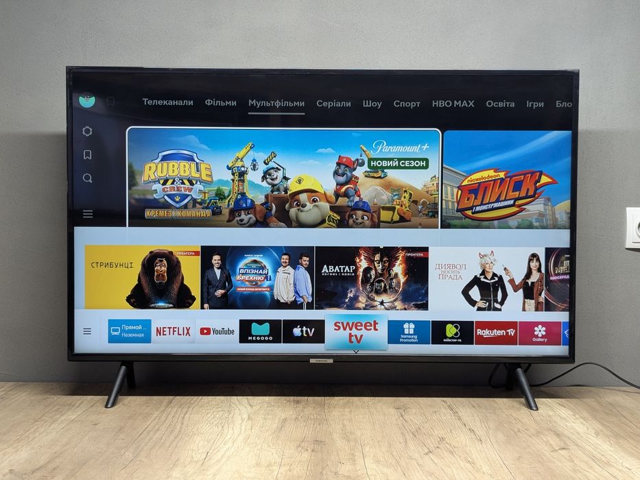 Samsung UE43NU7099 Smart TV Tizen OS 4K HDR / 2019