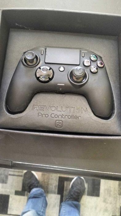 Nacon Revolution Pro Controller 2 para PS4 Preto