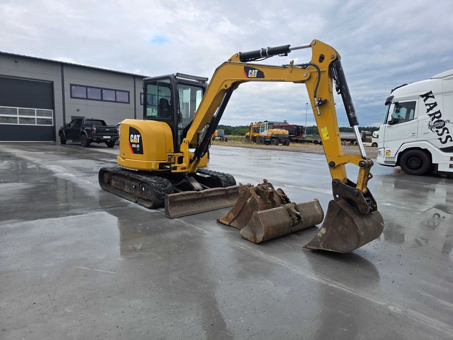 Koparka gąsienicowa Caterpillar 305.5E CR Umowa
