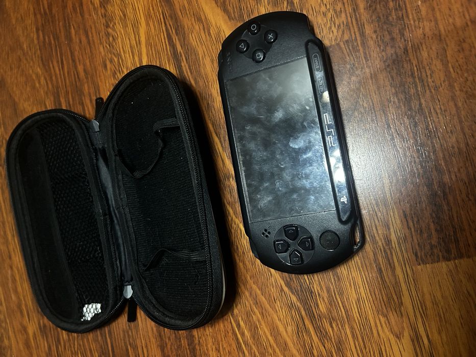 PSP E1000 com saco