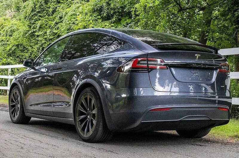 2022 Tesla Model X Plaid