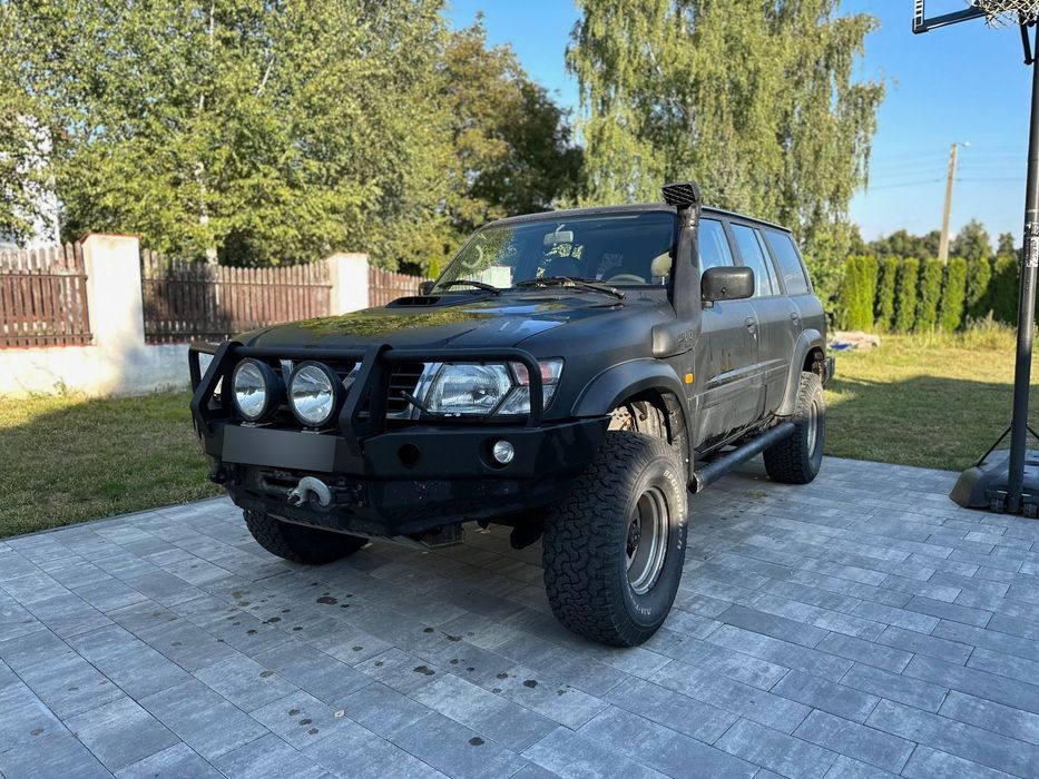 Nissan Patrol Fajnie doposażony, hak, niski przebieg, zdrowy silnik