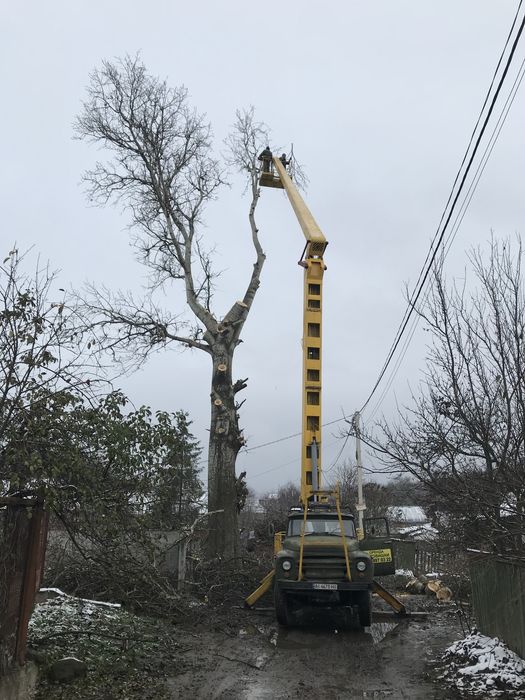 Аренда автовышки 22 24 26 метров