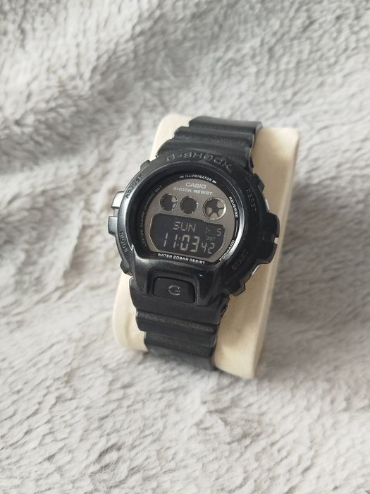 Zegarek Casio G-Shock GMD-S6900SM classic digital black shock resistan