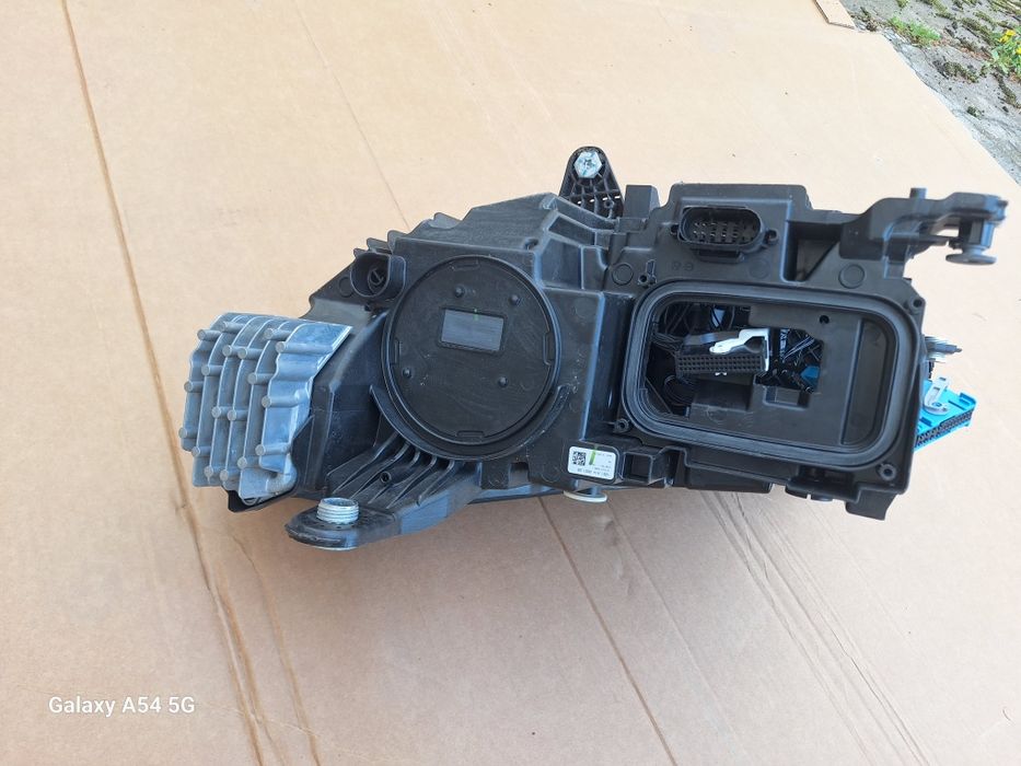 Фара Mercedes-Benz EQS X296 W296