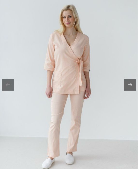 Медичний костюм.