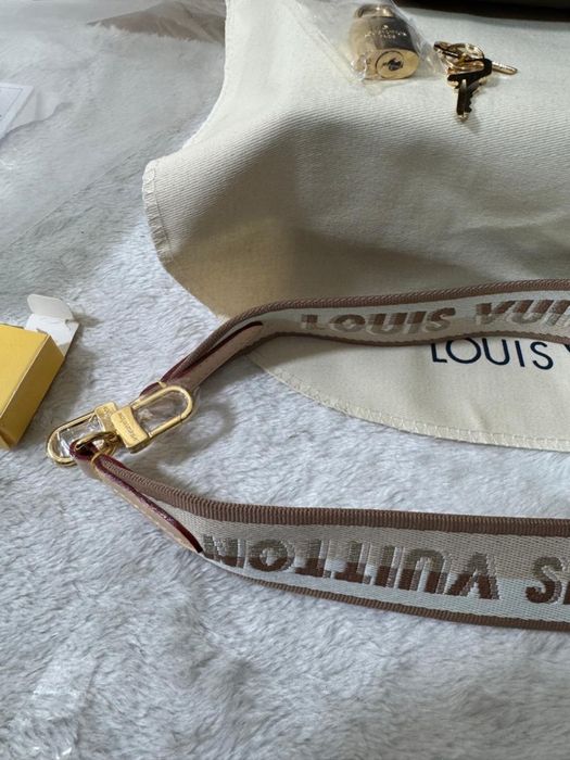 Louis Vuitton Speedy Bandoulière 20