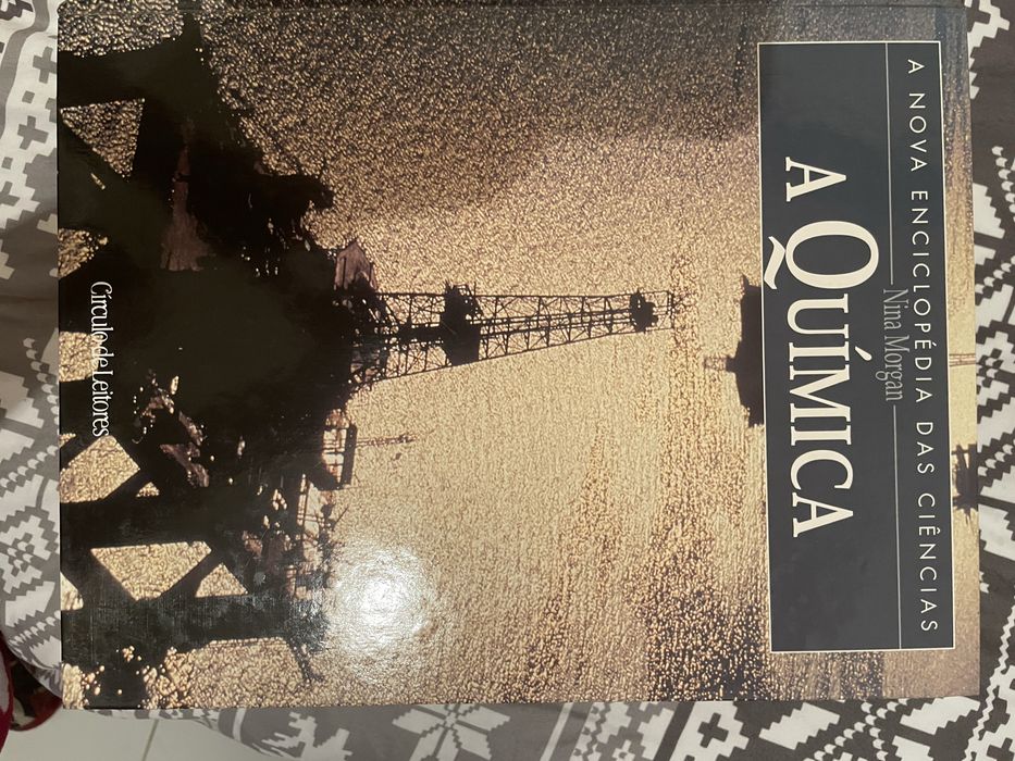 Livros variados cada 10€