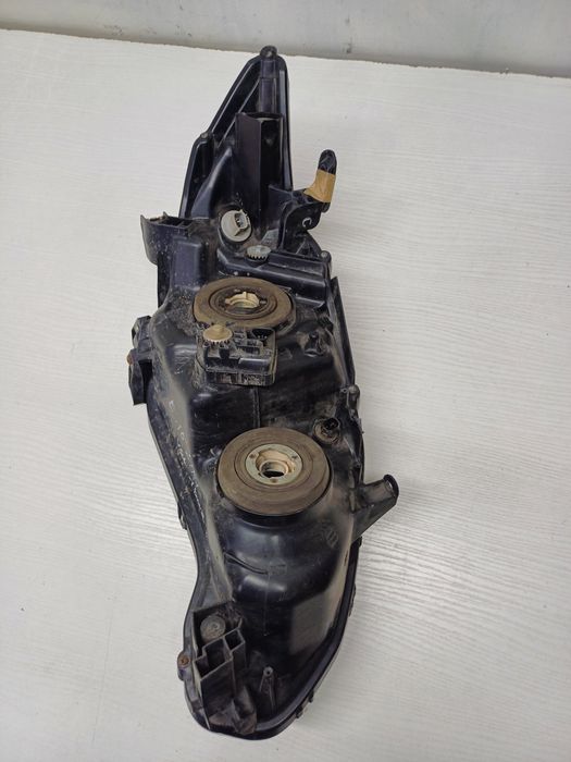 Фара Toyota Corolla 150 левая рестайлинг