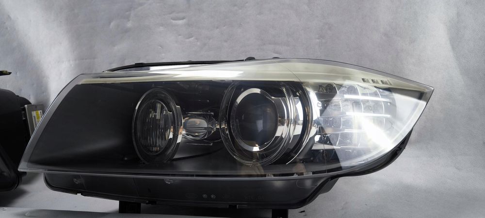 bmw e90 e91 lci lift xenon skretny lewy prawy reflektor 7202589 7202590
