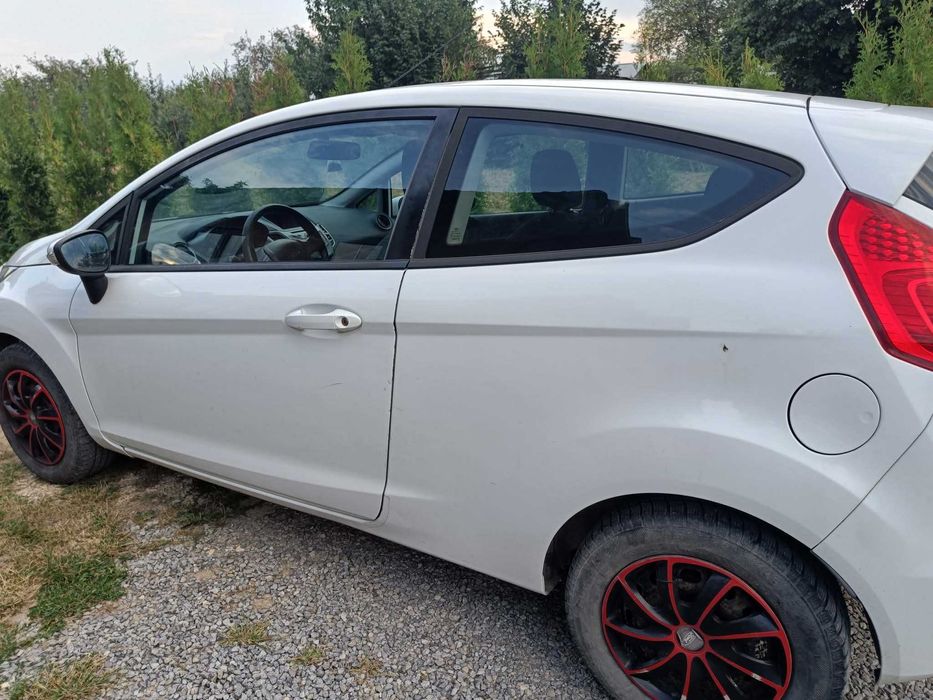 Samochód Ford Fiesta MK7