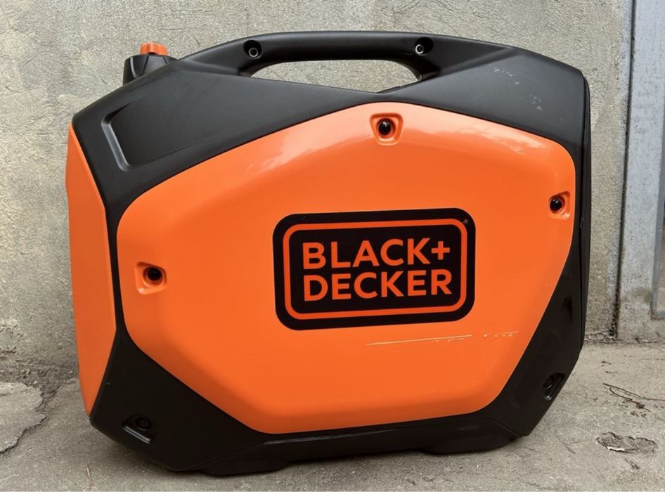 Генератор інверторний 2.2 квт Black Decker