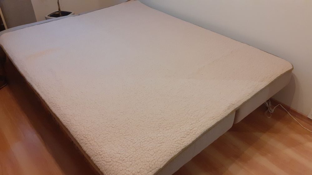 Kołdra  dwustronna z naturslnej wełny