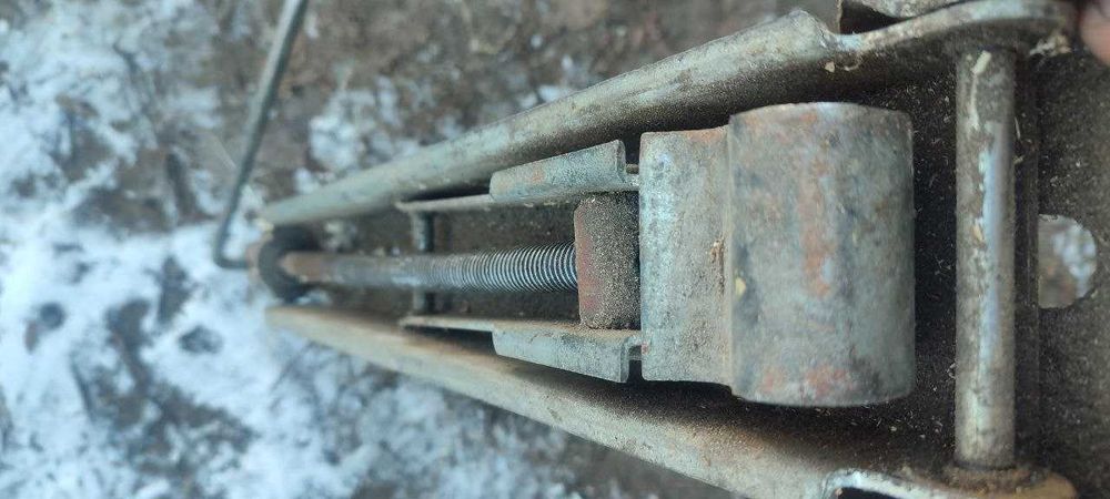 Домкрат 2109-08 б/у