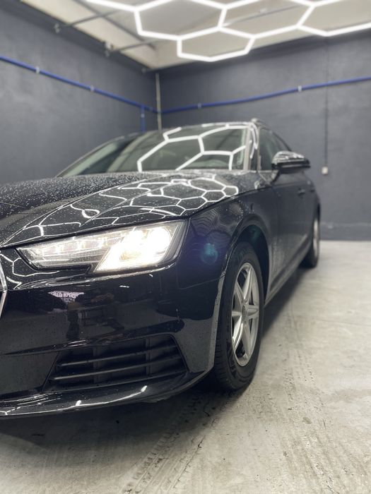 AUDI A4 Avant 35 TDI
