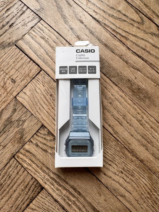 Casio retro jelly baby blue