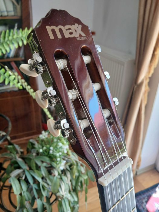 Gitara klasyczna 4/4 nowa
