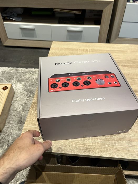 Interfejs Focusrite Clarett+4 Pre