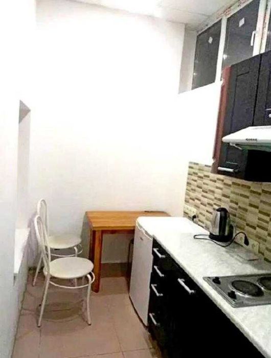 Продам 2к квартиру м. Центральный рынок