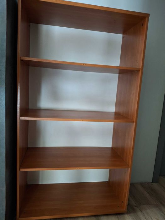 Стелаж (полиця) для дому або офісу