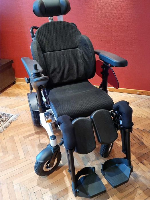 Elektryczny wózek inwalidzki De Luxe