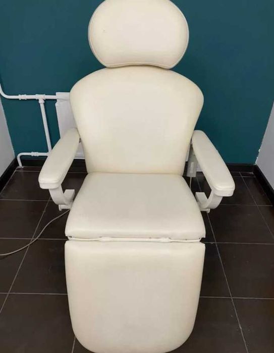 Косметологическое кресло. Торг