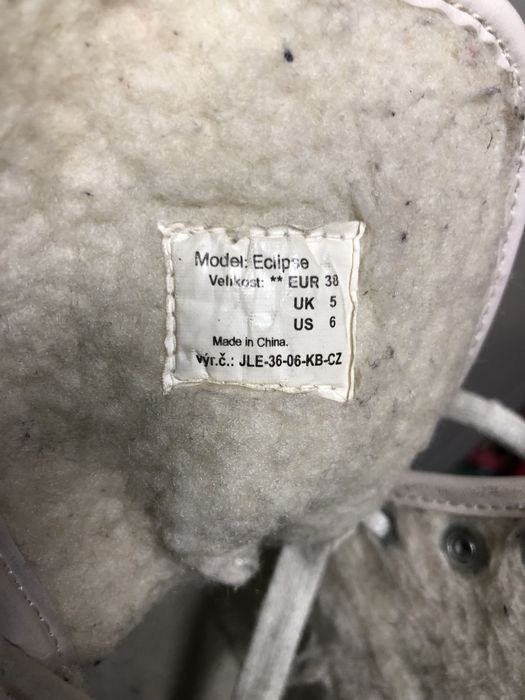 Łyżwy figurowe damskie