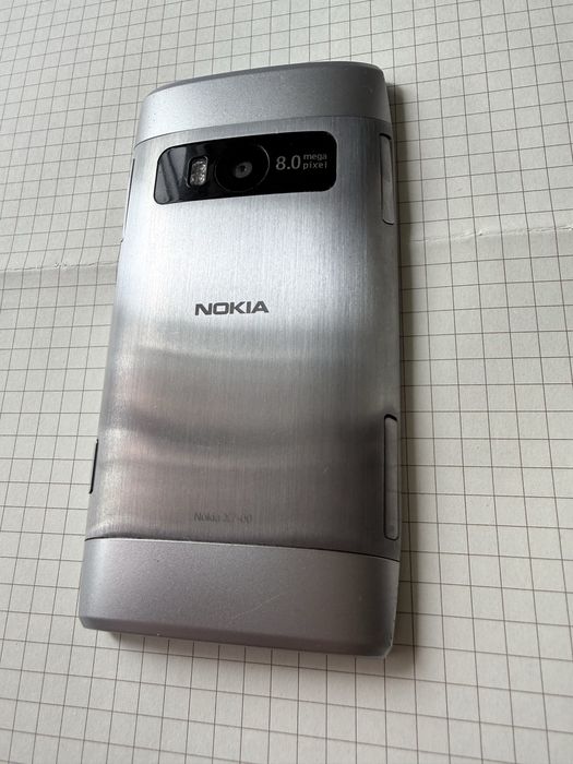 Смартфон Nokia X7-00