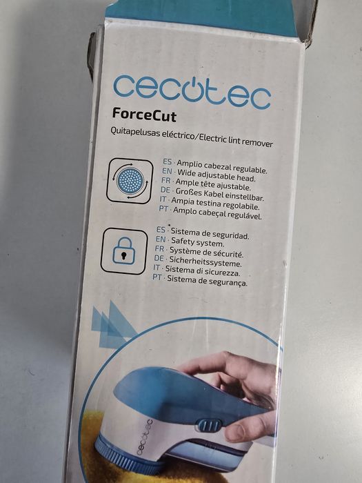 Máquina tira borbotos cecotec