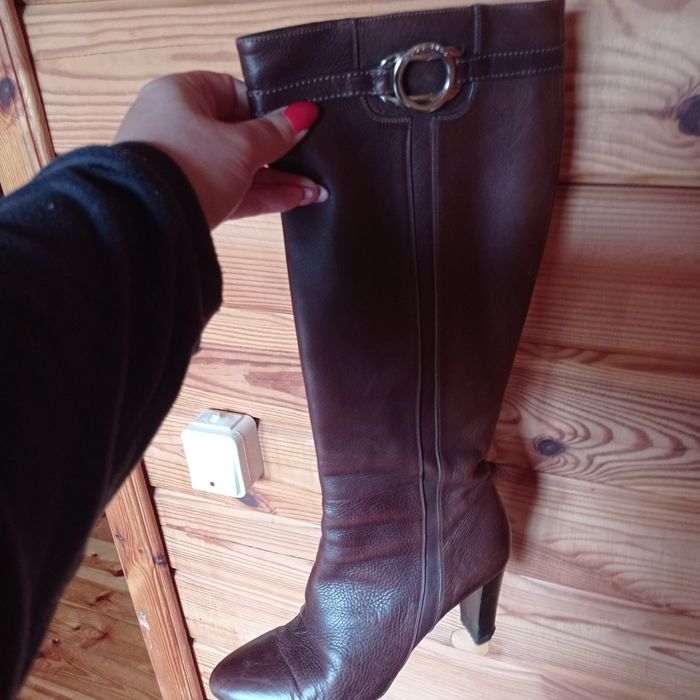 HUGO BOSS kozaki Włoskie skóra naturalna r. 39