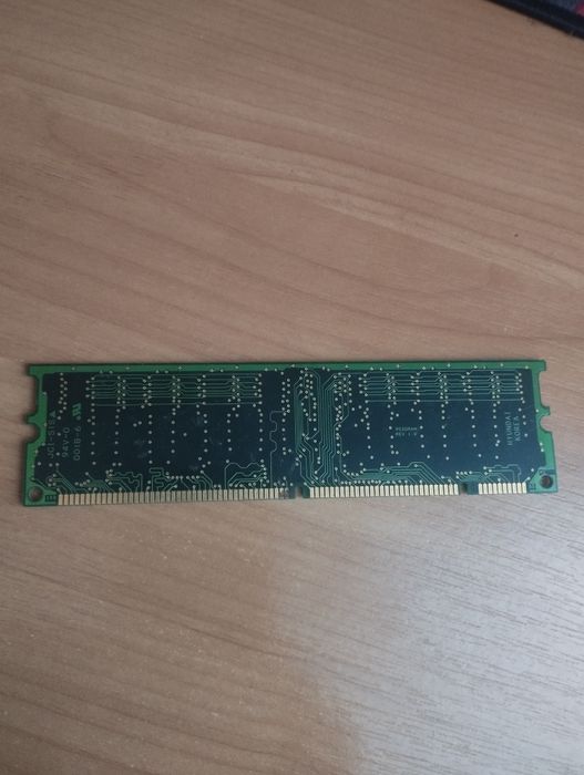 Оперативна пам'ять для ПК 64mb 133mhz IBM