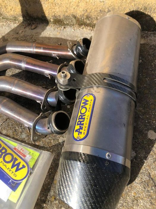 Escapes originais e de rendimento