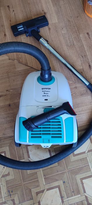 Мощный пылесос Gorenje 2200W