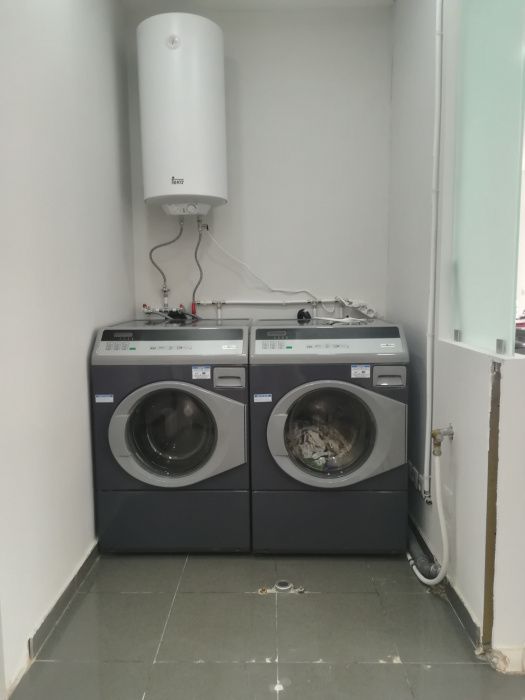 Self-service Low Cost