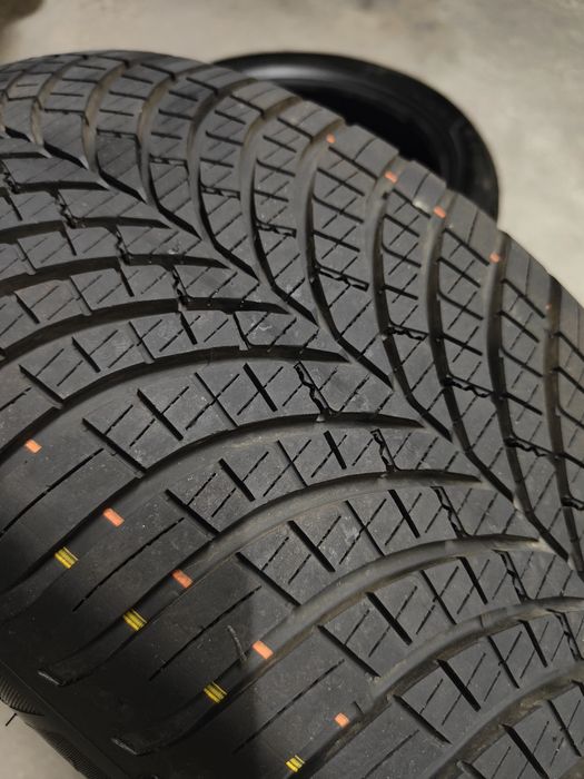 2 pneus Goodyear vector 235/50 R19