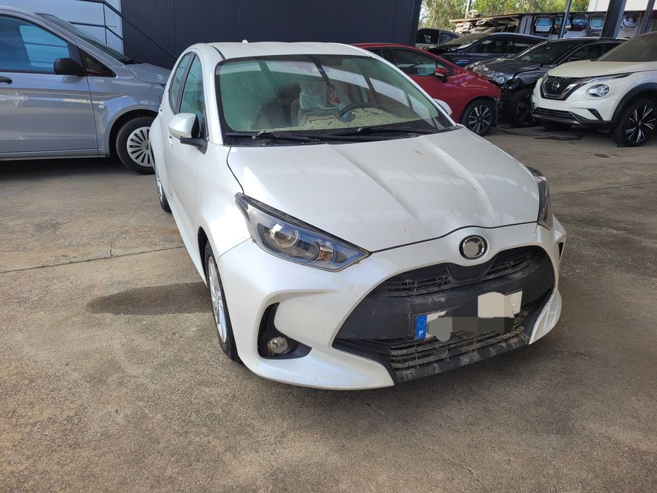 Toyota Yaris 2024 para peças
