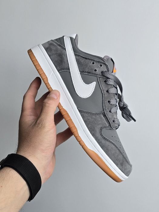 Чоловічі кросівки Nike SB Dunk Grey White